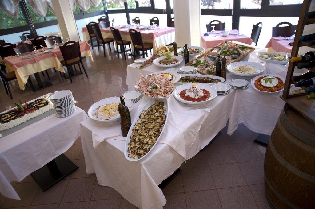 Hotel Ca D'Oro Червия Экстерьер фото