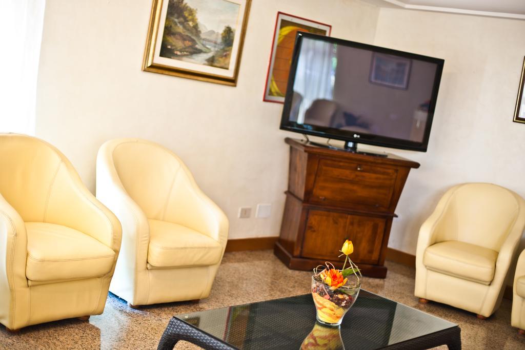 Hotel Ca D'Oro Червия Экстерьер фото